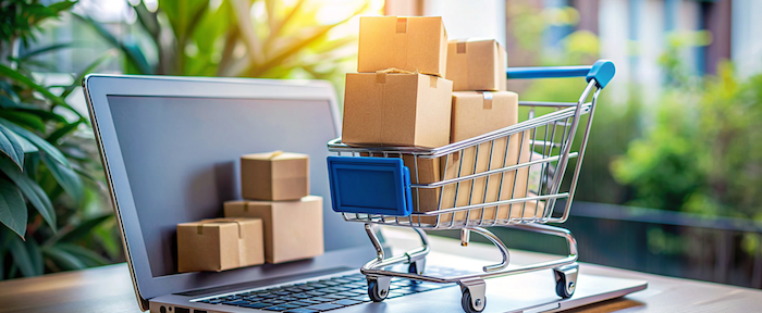 Carrito de compras con cajas como parte de la estrategia full funnel en ecommerce